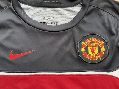 MANCHESTER UNITED 2010 2011 TRAINING FOOTBALL SHIRT JERSEY NIKE