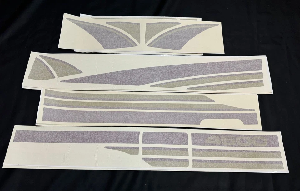 Toyota Land Cruiser 80 Series Body Sticker / Decal Complete Both Sides — 第 2/4 张图片