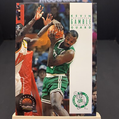 1993-94 SkyBox Kevin Gamble #33 Boston Celtics 