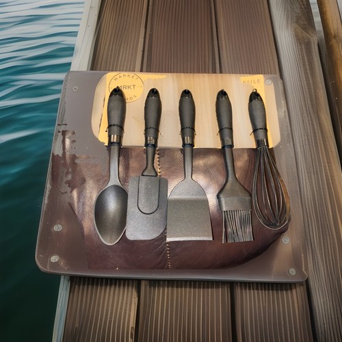 Market Finds Silicone Utensils