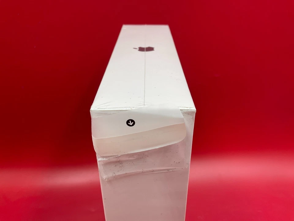 Apple iPad Pro 256GB 11 silver late 2018 MTXQ2LL/A ✅❤️️✅❤️️ FACTORY SEALED! - Image 4 of 4