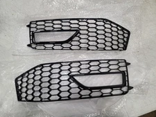 Front Honeycomb RS4 Style Fog Light Grill Cover For 2013-2016 Audi A4 B8.5 USED