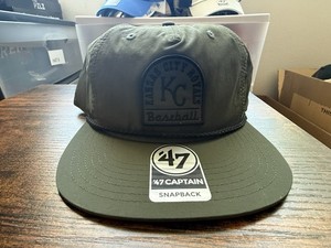 Cappellino 59Fifty World Series Braves by New Era - € 54,95