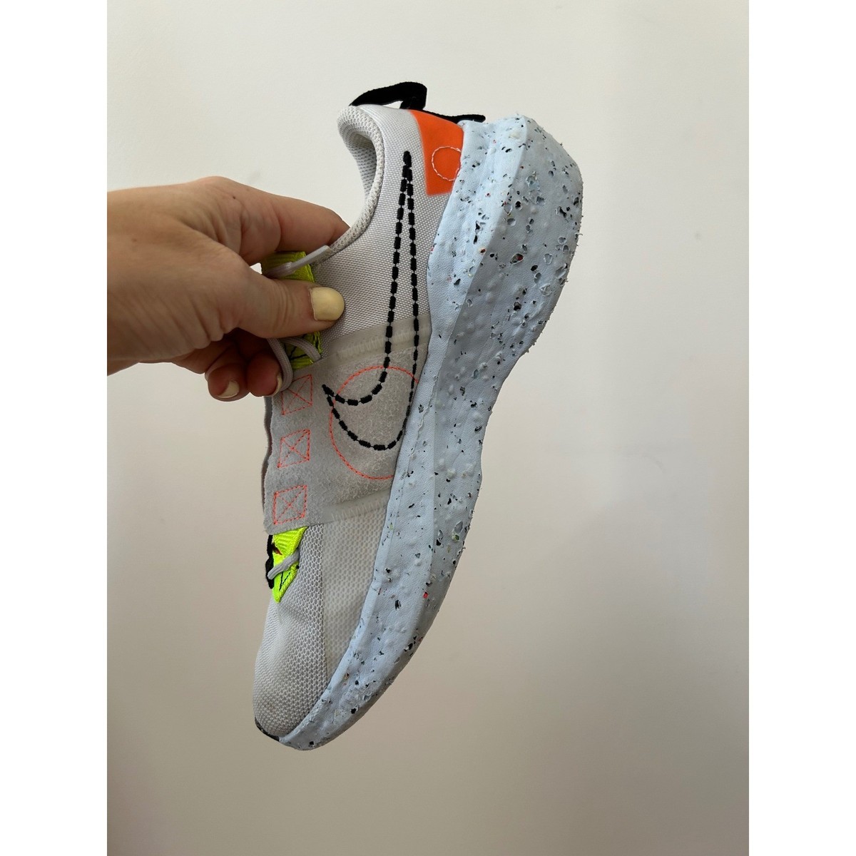 Size 9 - Nike Space Hippie 04 Be True for sale online | eBay display picture 2