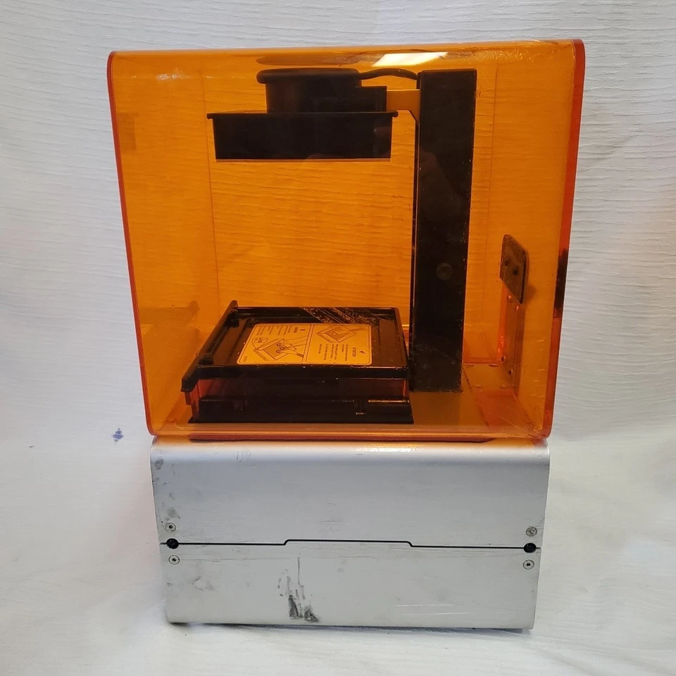 Formlabs Form 1+ 3D Printer  For Parts or Repair - Image 2 of 4