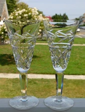 2 WATERFORD GLANDORE CHAMPAGNE FLUTES PLAIN BASE