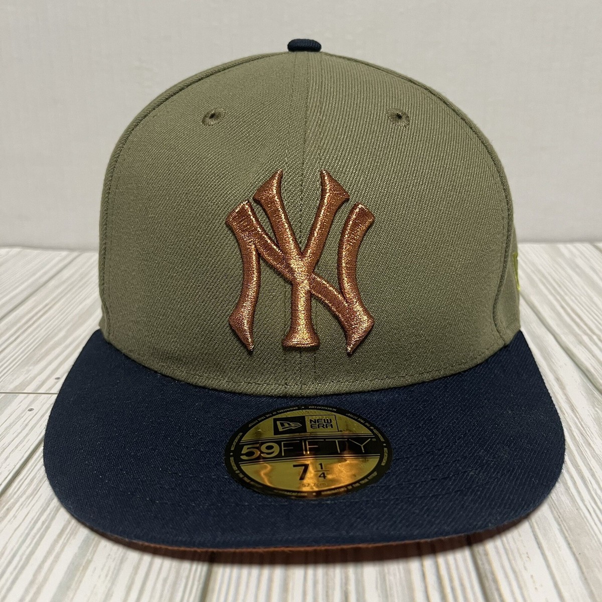 New York Yankees Hat Cap Fitted New Era 7 1/4 59Fifty Army Olive 