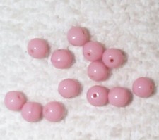 VINTAGE JAPANESE 6MM ROUND SMOOTH PINK OPAQUE GLASS BEADS - 18 PCS
