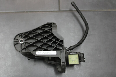 Kupplungspedal Halter 1Q1721059T VW Golf EOS Scirocco Druckspeicher 1k0927810D