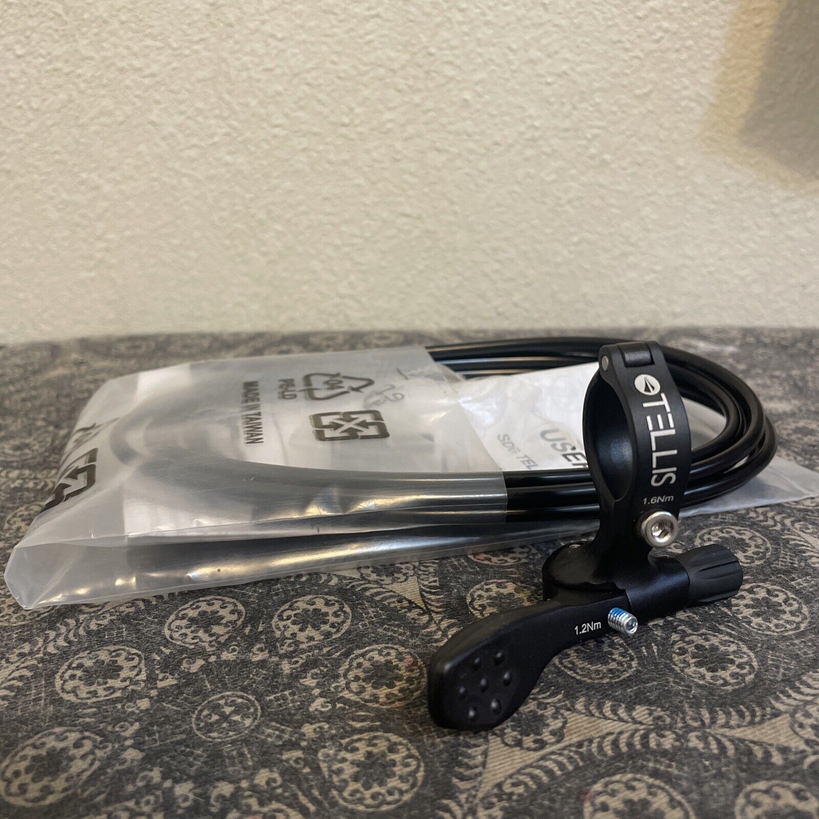 SDG Tellis 1x Seat Post Dropper Remote W/ 22.2 Clamp