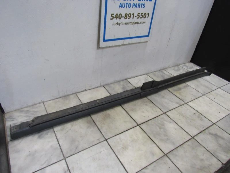 Rocker Moulding Right FORD TRANSIT CONNECT 14 15 16 17 18 PICK UP ONLY - Image 3 of 4