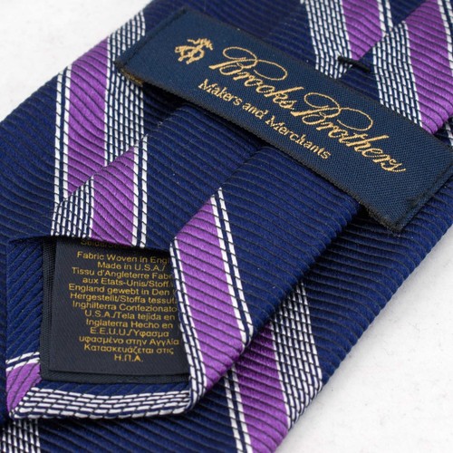 Cravatta Brooks Brothers Makers and Merchants in seta viola navy a righe di design - Foto 3 di 5