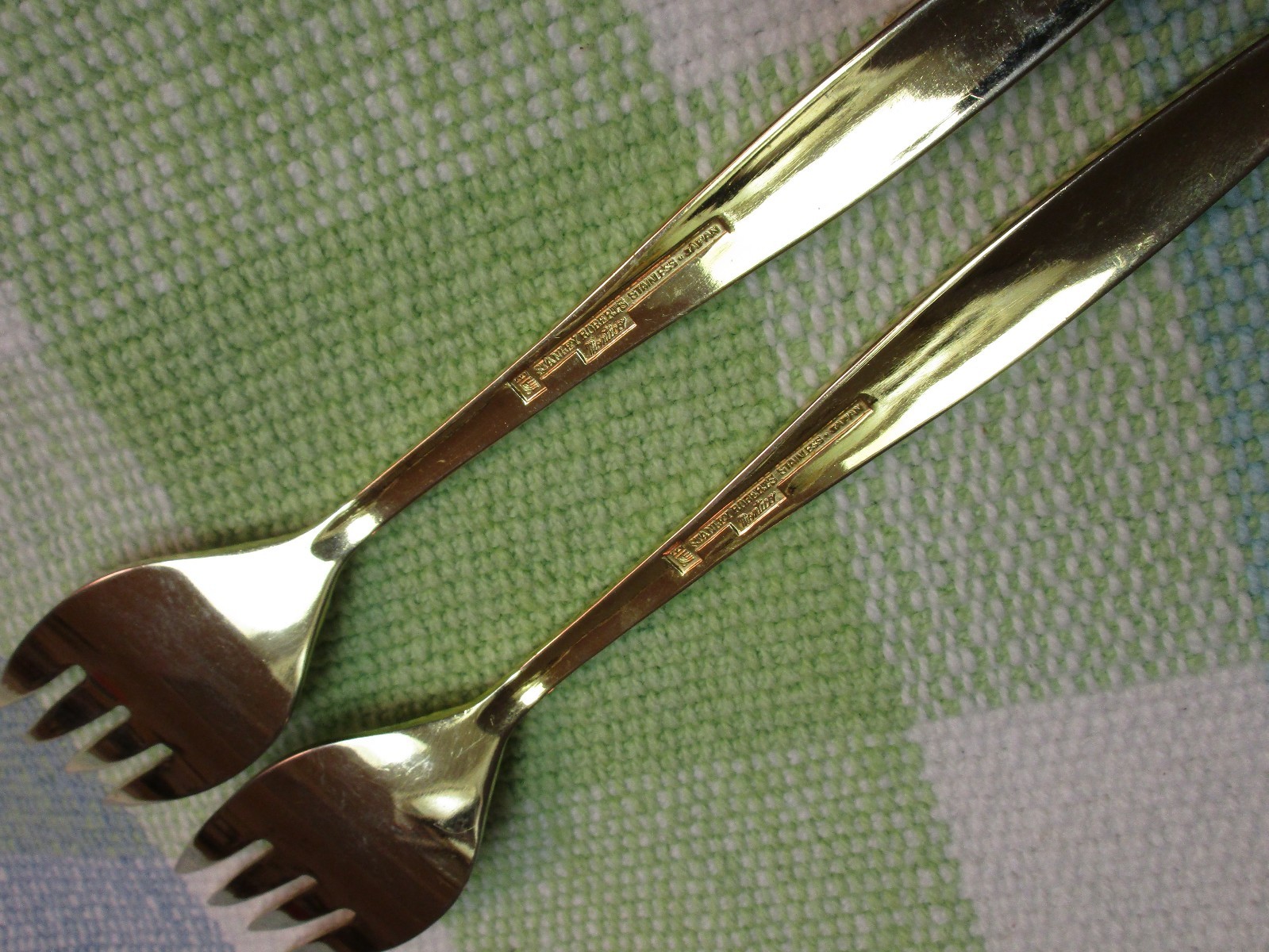 Pair of 2 VTG Mid-Century Stanley Roberts Japan Gold Montico Serving /Meat Forks