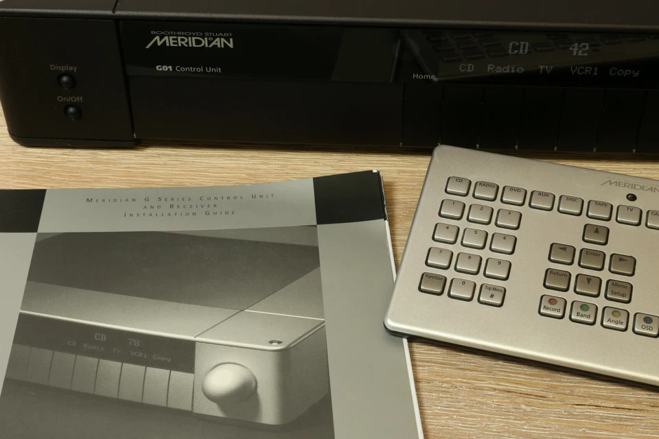 MERIDIAN G01 Control Unit, Vorstufe Vorverstärker Preamp Pre Amplifier remote - Bild 2 von 4