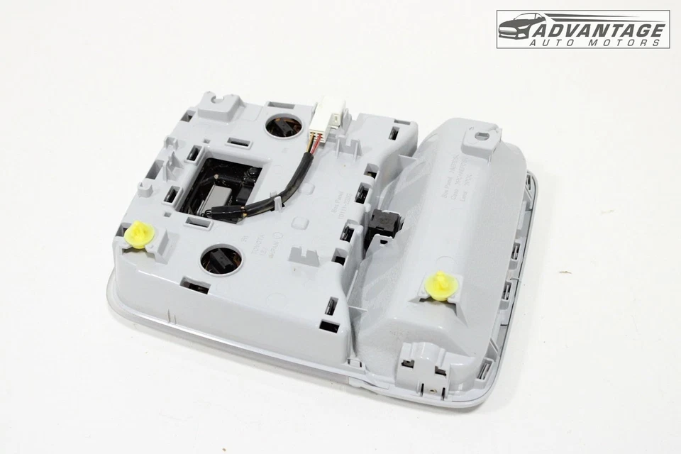 2016-2022 TOYOTA PRIUS FRONT INTERIOR ROOF OVERHEAD DOME LIGHT BOX PANEL OEM - Image 4 of 4