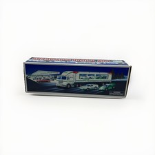 Hess 1997 Toy Truck 18wheeler Gasolin With 2 Racers and 2batteries  (2a)