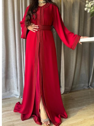 Red Moroccan Kaftan For Women, Modest Wedding Guest Dress, Muslim Bride Caftan - Picture 4 of 5
