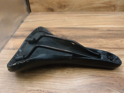 1992 seat Giant 2947 by Viscount retro saddle for MTB