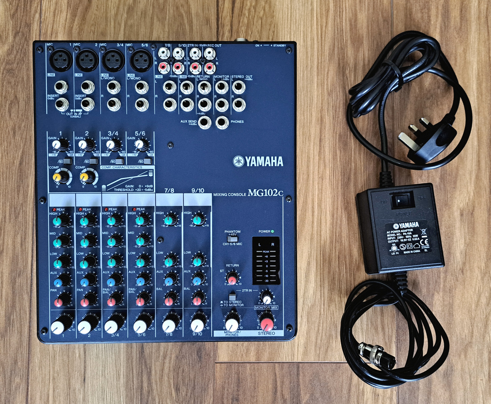 YAMAHA MG102C • Compact Analog Mixer Mixing Console with Original Power