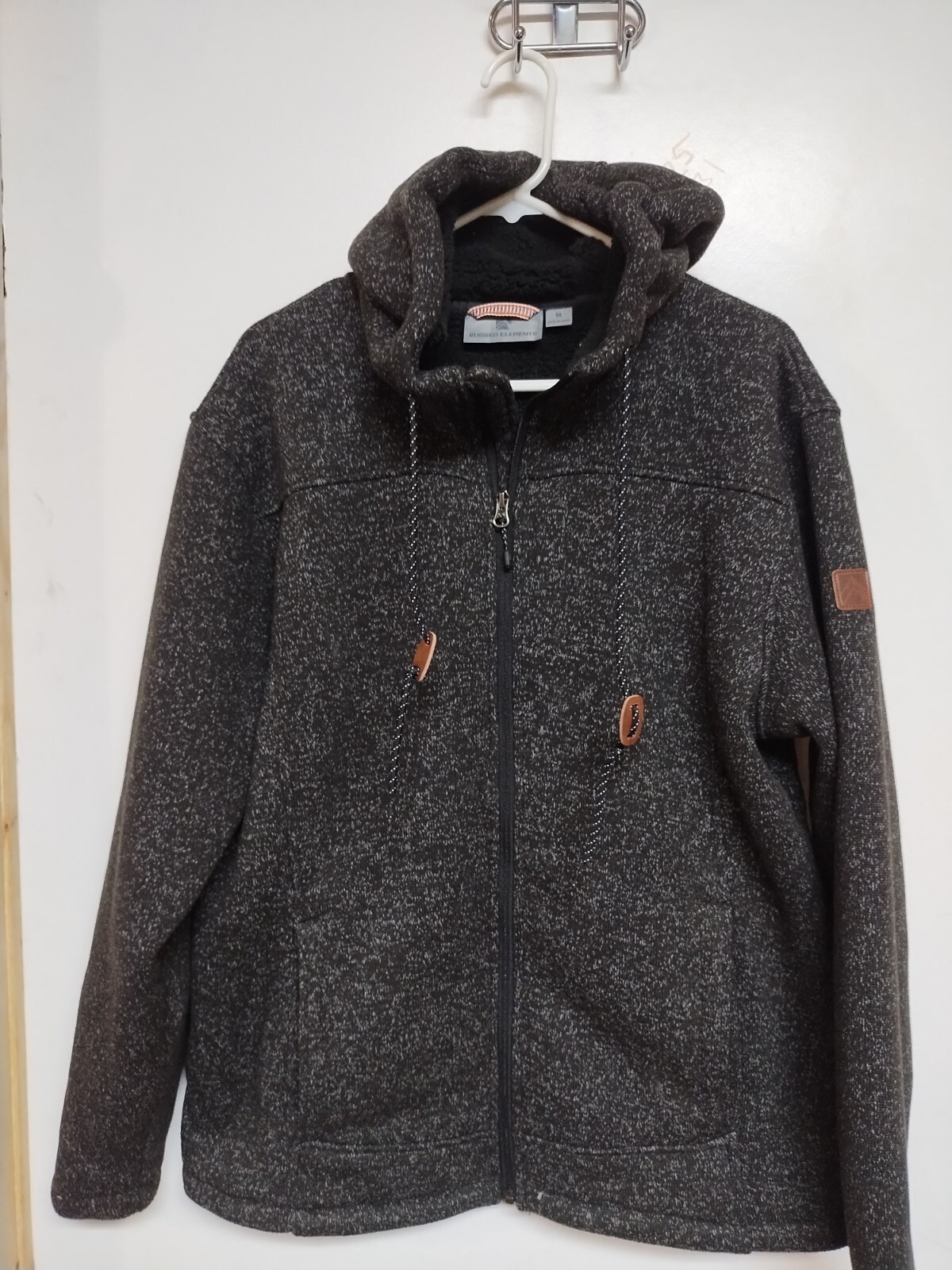 rugged elements Sweater Medium - image 1