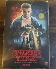 STRANGER THINGS Season 1 - Blu Ray & DVD Target Exclusive - BRAND NEW & SEALED