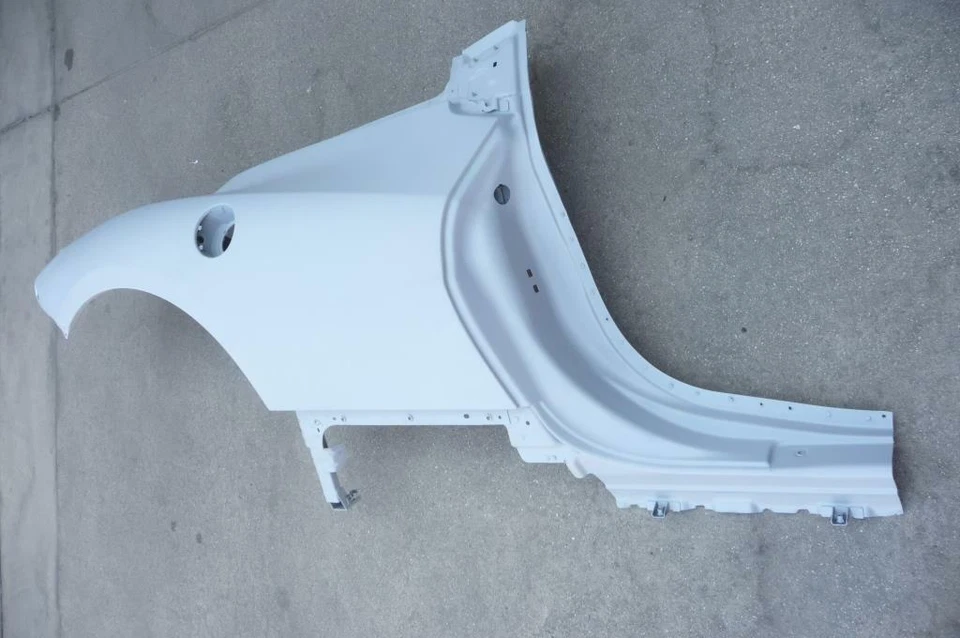 Guardabarros trasero derecho Ferrari 458 Spider guardabarros cuarto panel 82149511 OEM Foto 4 de 4