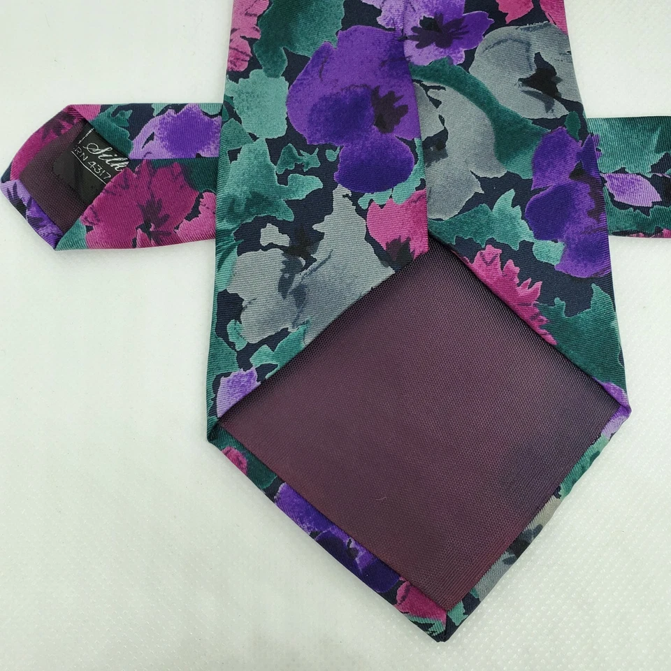 Geoffrey Beene Mens Necktie 100% Italian Silk Black Tie Floral 58"L x 3.5"W - Image 3 of 4