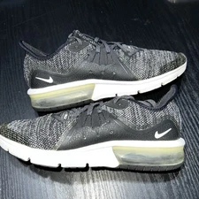 Nike Air Max Sequent 3 Youth Size 6.5Y Black/White Running Shoes 922884-001