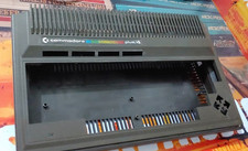 Commodore Plus/4 Case computer case 28211 (con viti) .264