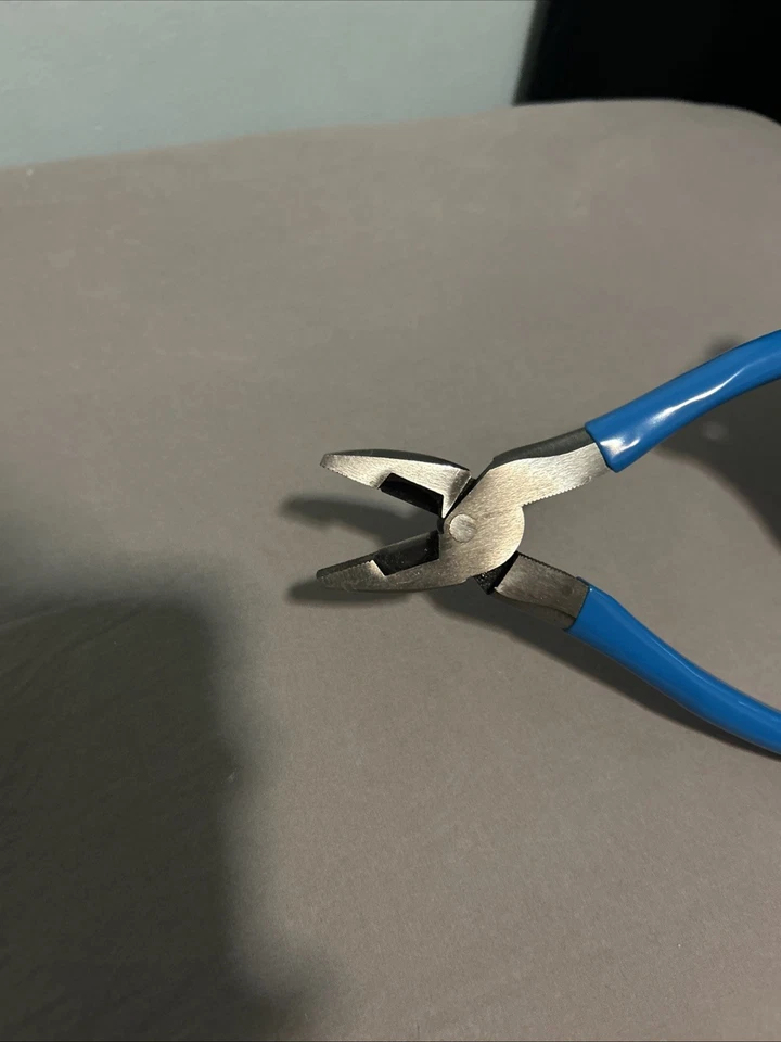 Channellock XLT Lineman's Pliers - Blue (369) - Image 3 of 4