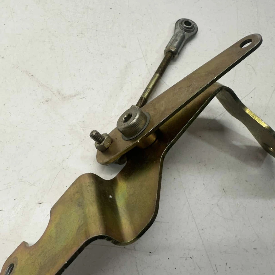 Soporte, actuador de cambio, juego trasero-Z - 2001 POLARIS 700 Classic Foto 4 de 4