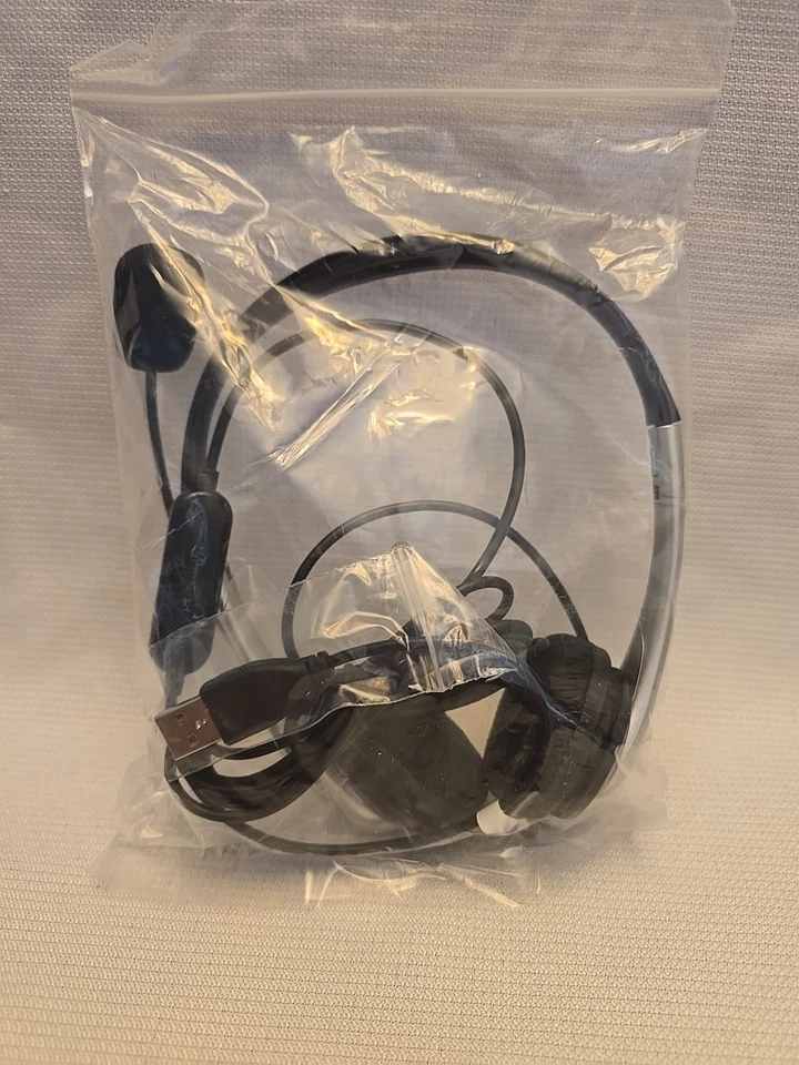 Rosetta Stone V4 TOTALe: Spanish (Spain) Level 1-5 Set Headphones Audio Mexican - Image 4 of 4