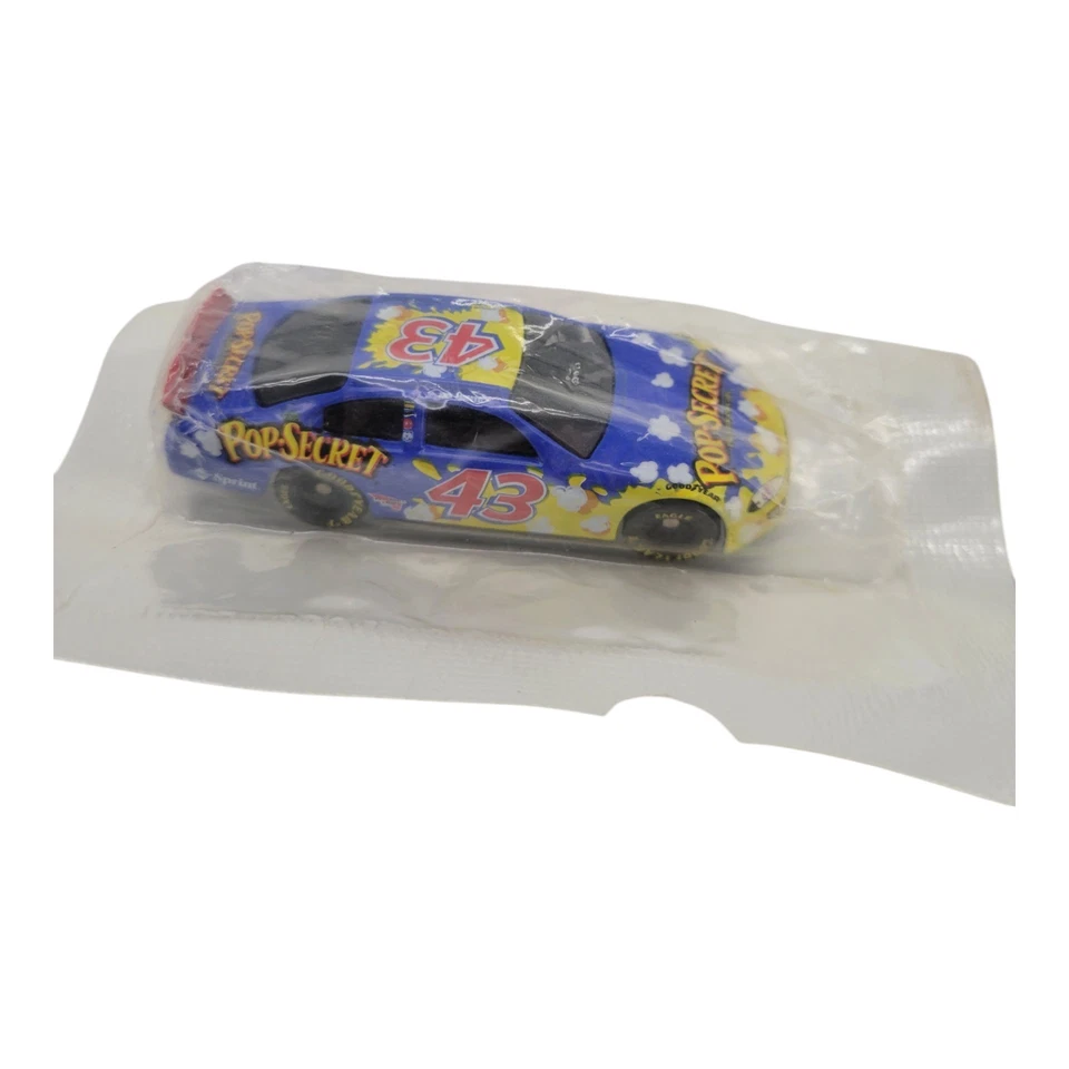 Dodge R/T POP Secret 2002 escala 1/64 John Andretti Petty Enterprises promoción Foto 3 de 4