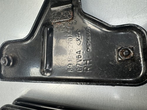 ESCORT MK4 ORIGINAL SPOTLIGHT SPOTLAMP BRACKETS MOUNTS RS TURBO S2 XR3i 88 SPEC - Picture 3 of 4