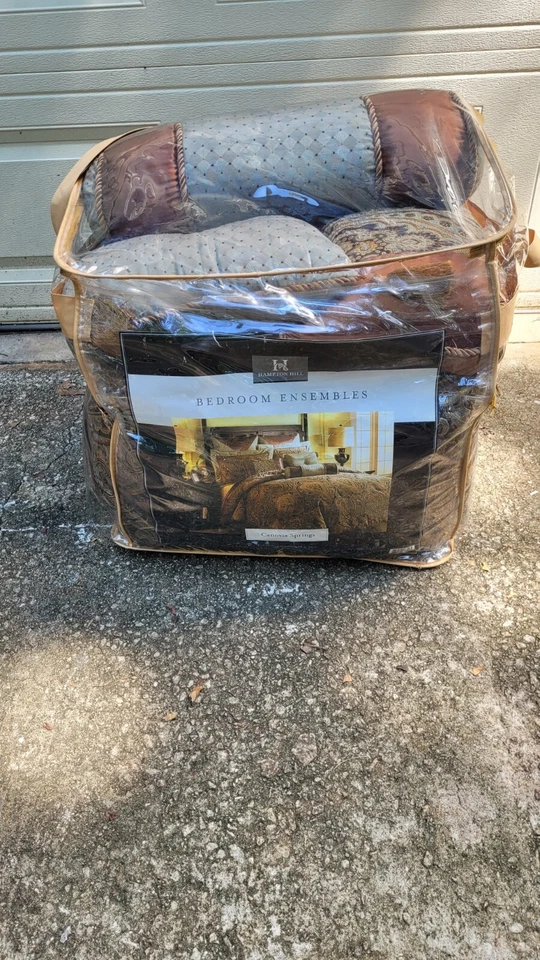 Juego de edredón Hampton Hill Canovia Springs Queen usado juego de 12 piezas Foto 2 de 4