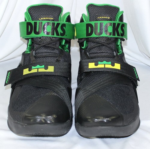 Sz 18 Nike Lebron Soldier IX PRM OREGON 