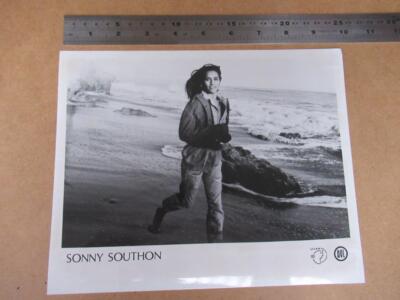 Sonny Southon   Music Promo Image see down listing