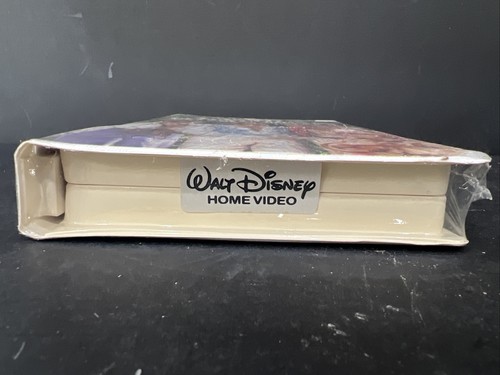 Vintage Sealed Clamshell Disney Swiss Family Robinson VHS Tape 90s Family Film - Foto 5 di 7