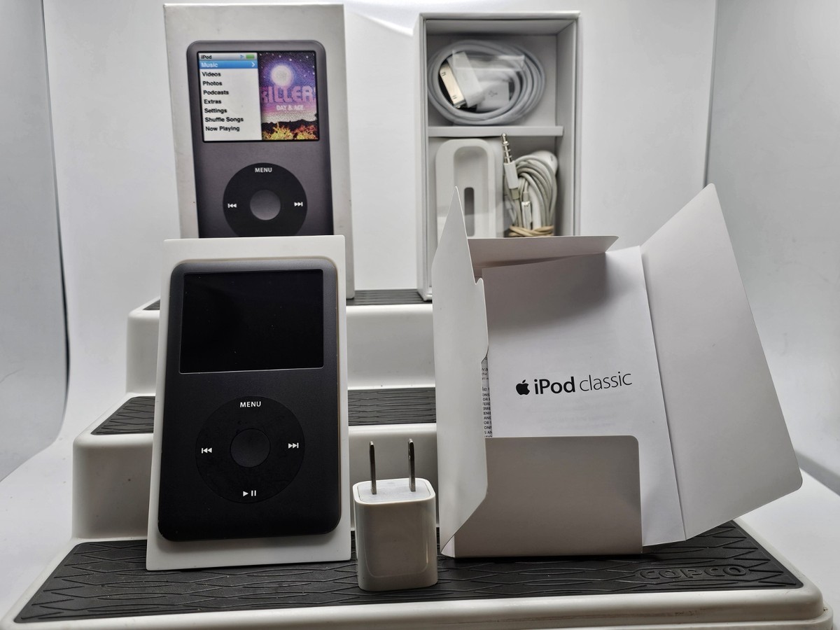 Apple iPod Classic 7th Generation A1238 Black 160GB MC297LL NEW