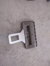 98-03 Jaguar XJ8 XJR VDP X308 Front Rear Left or Right  Seat Belt Clip Pushes In