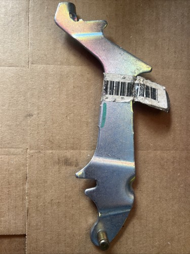 GM 15649194 Lever Ask Rear Parking Brake (RH) - Picture 3 of 3