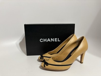 専用 Chanel Beige Bow Heels 35 1/2 Vtg Chanel Beige Leather Bow Heels 35 | eBay