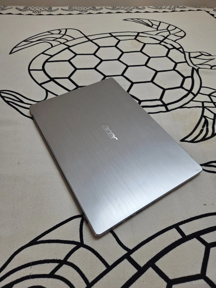 Acer Swift 3 SF314‑54, Intel Core i3‑8130U 8GB Ram 240GB SSD, 14" FHD Windows 11 - Immagine 2 di 4