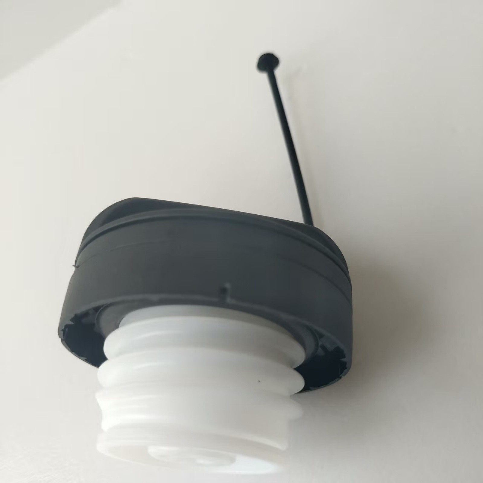 Gas Fuel Filler Cap 17670-T3W-A01 For 2024 2025 Honda HR-V EX-L LX 2.0L