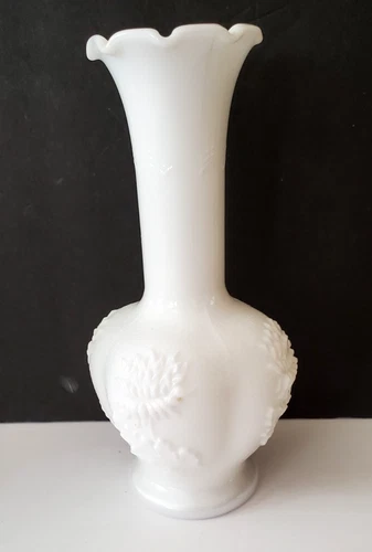 Vintage Imperial White Milk Glass 6 1/ 2” Bud Vase Chrysanthemum Design
