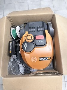 WORX Landroid Mähroboter inkl. Ladestation, Netzteil & (Rest) Begrenzungskabel