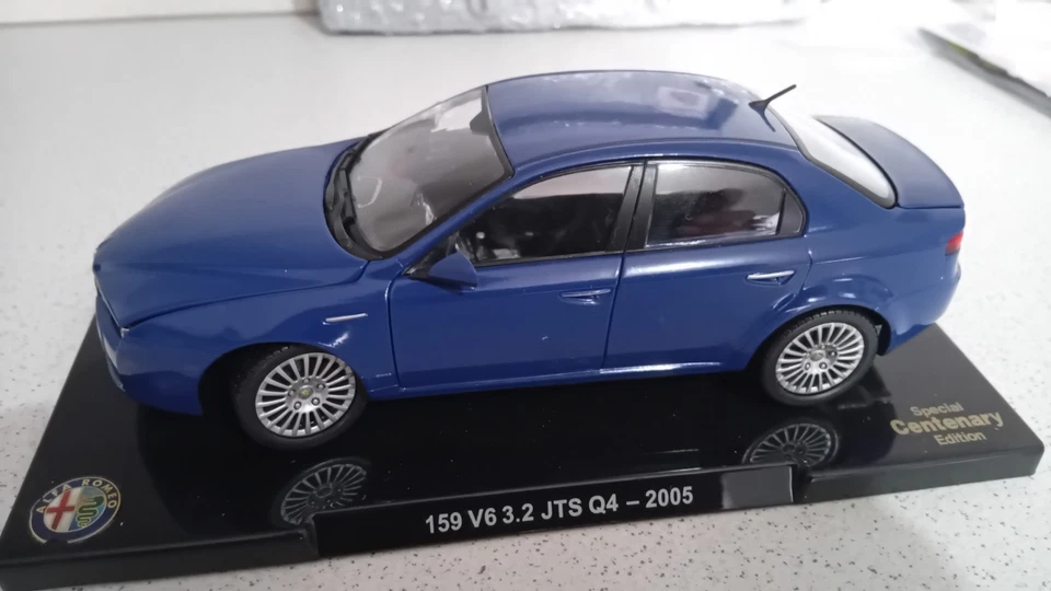 ALFA ROMEO 159 MOTORAMA 1/24 - Immagine 2 di 4
