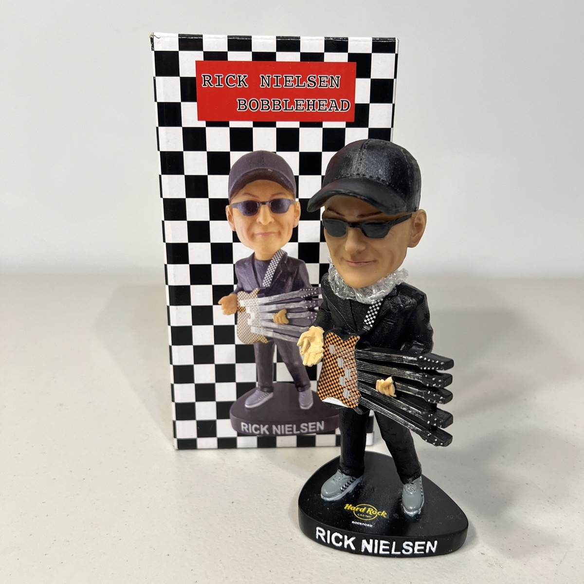 Rick Nielsen Cheap Trick Hard Rock Casino Rockford