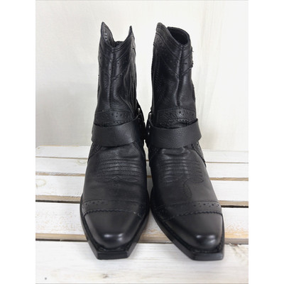 NWT Very Volatile Cascade Black Western Short Boots #1063 Womens 6