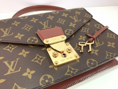lv hand clutch